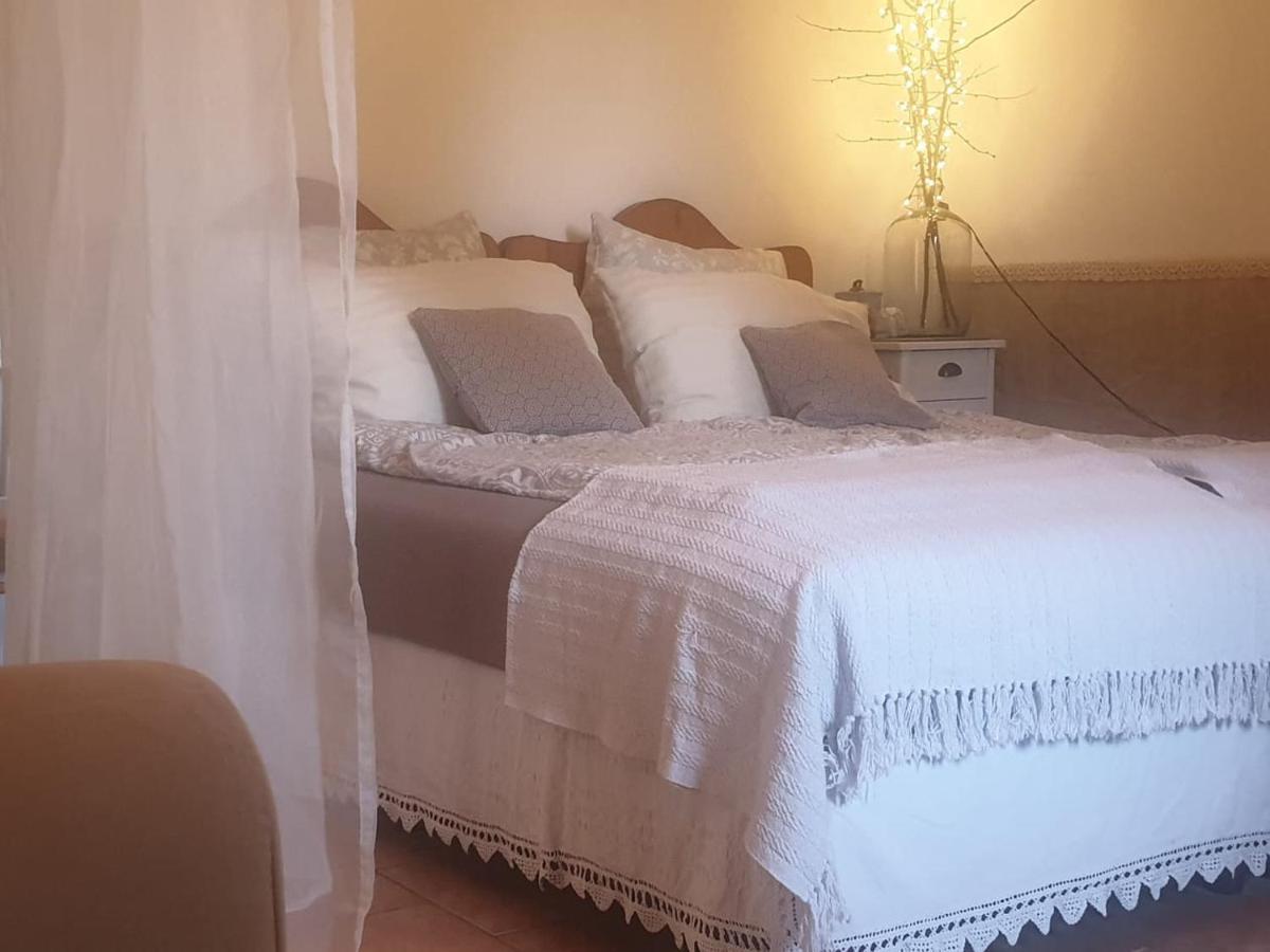 Apartmán Tulipanos Vendeghaz Obanya Exteriér fotografie
